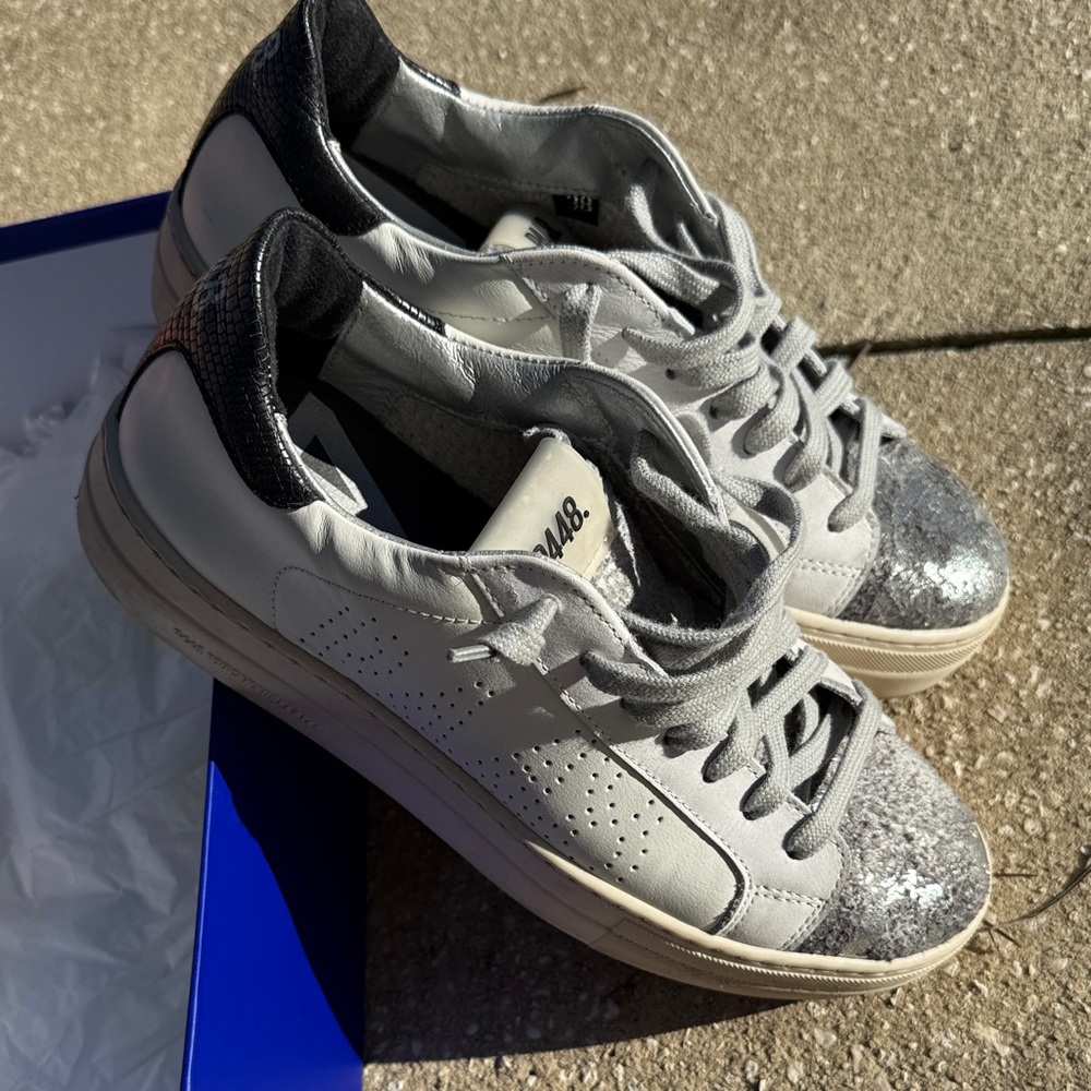 P448 Sneakers